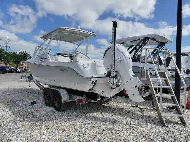 Slide: The Image of Edgewater 248CX Crossover 2023 - 4