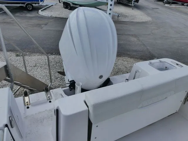 Slide: The Image of Edgewater 248CX Crossover 2023 - 5