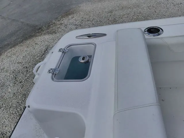 Slide: The Image of Edgewater 248CX Crossover 2023 - 6