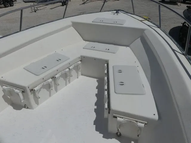 Slide: The Image of Key Largo 236 Center Console 2004 - 9