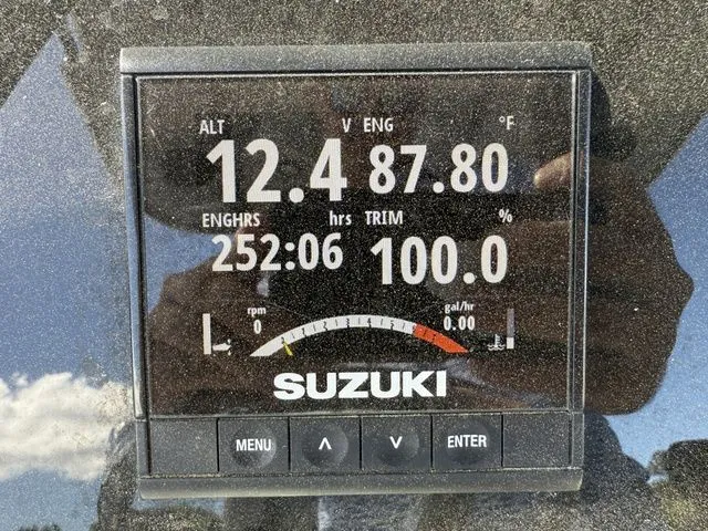 Slide: The Image of Sea Pro 219 Deep-V CC 2023 - 12