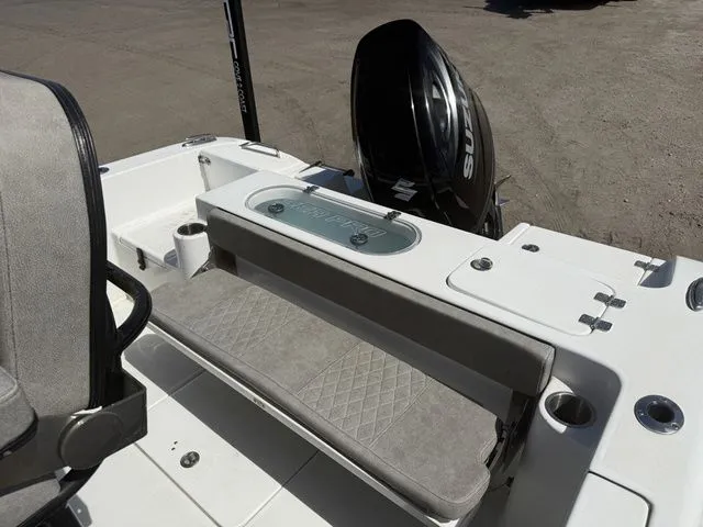 Slide: The Image of Sea Pro 219 Deep-V CC 2023 - 5