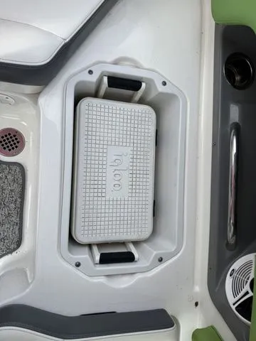 Slide: The Image of Chaparral Vortex 203 VRX 2015 - 26