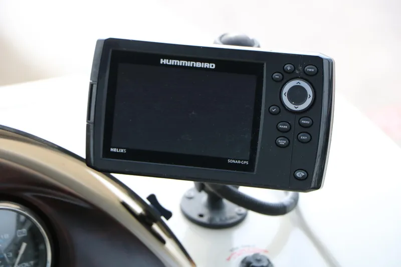 Slide: The Image of Humminbird Helix 5 sonar GPS device on 2017 Berkshire 22 E CTS boat dashboard. - 40
