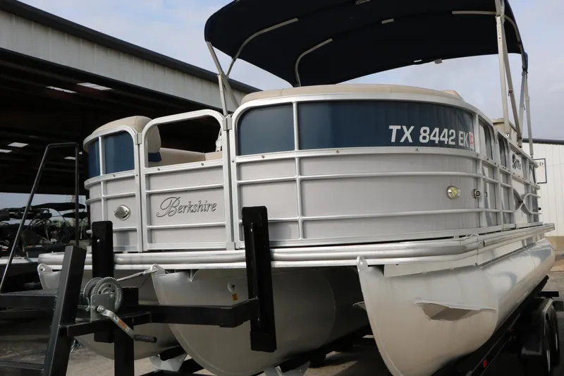 Slide: The Image of 2017 Berkshire 22 E CTS pontoon boat on trailer, side view. - 6