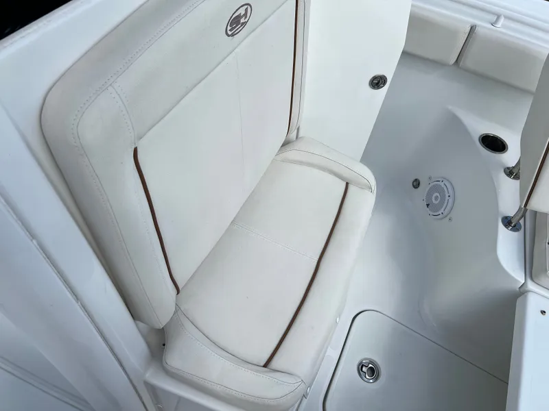 Slide: The Image of Sea Hunt Ultra 265 SE 2022 - 12