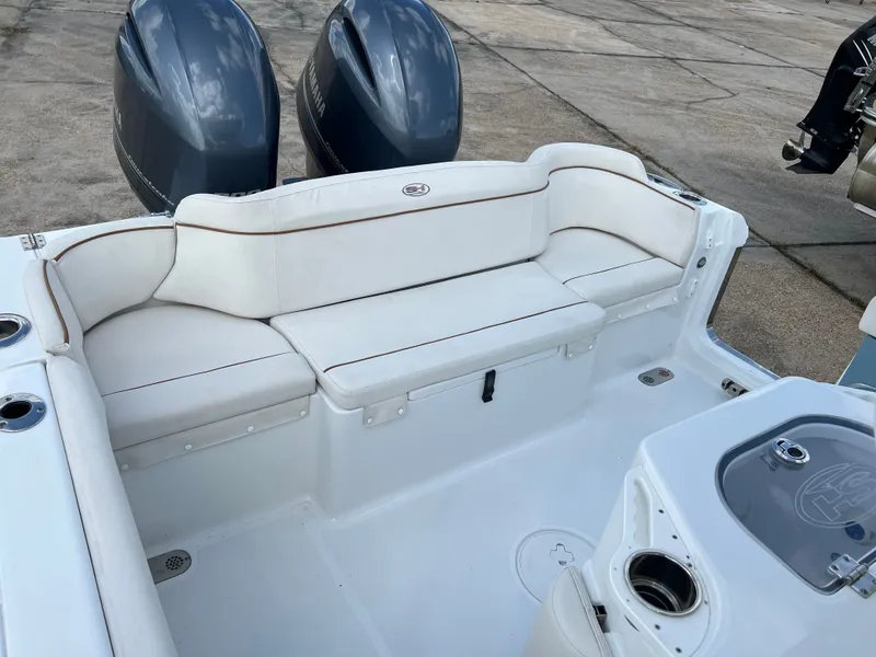 Slide: The Image of Sea Hunt Ultra 265 SE 2022 - 9