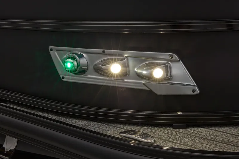 Slide: The Image of Ranger 220FC 2026 - 12