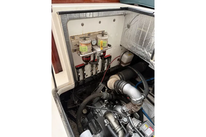Slide: The Image of Fuel manifold - 27