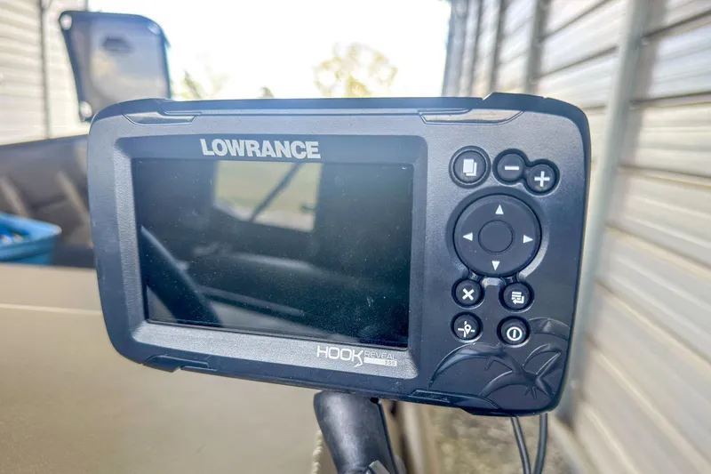 Slide: The Image of Lowrance HOOK Reveal 5SS fish finder on a 2022 G3 1648 LW boat. - 20