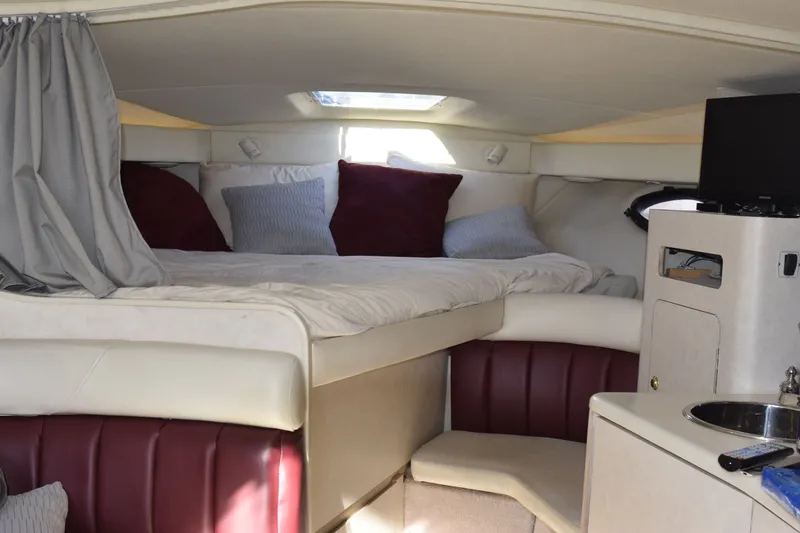 Slide: The Image of Regal Commodore 322 1997 - 31