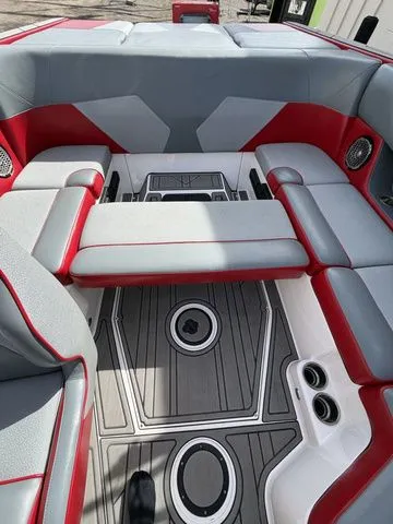 Slide: The Image of Moomba Helix 2017 - 6