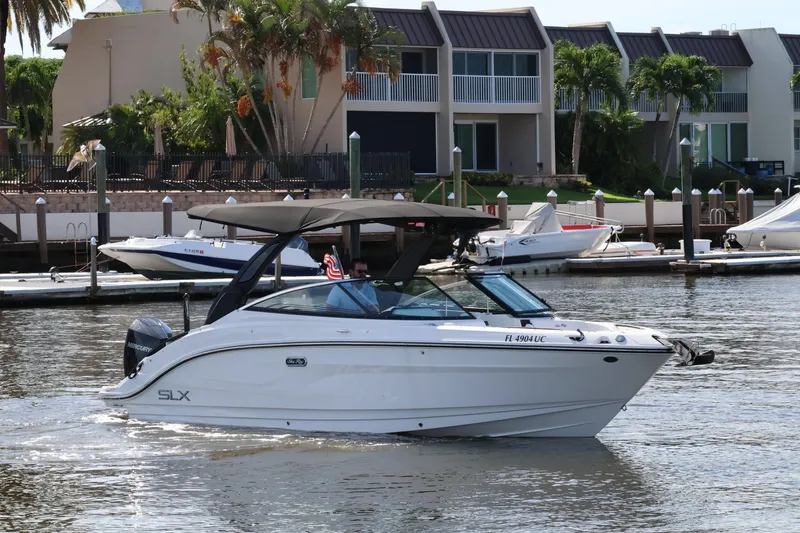 The Image of Sea Ray 260 SLX OB 2026 - 0