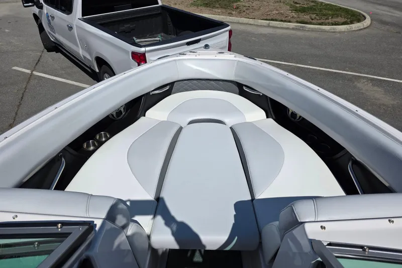 Slide: The Image of Bow with filler cushion installed - 23