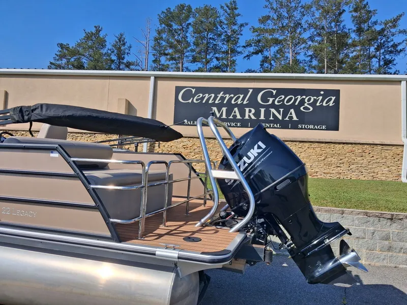 Slide: The Image of 2025 Bentley Pontoons Legacy 223 at Central Georgia Marina. - 3