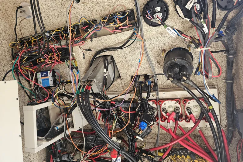 Slide: The Image of Electrical wiring system of a 2007 Wellcraft 30 Scarab Tournament boat. - 38