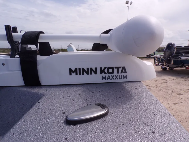 Slide: The Image of Minn Kota Maxxum on Xpress XP18CC boat, year 2026. - 34