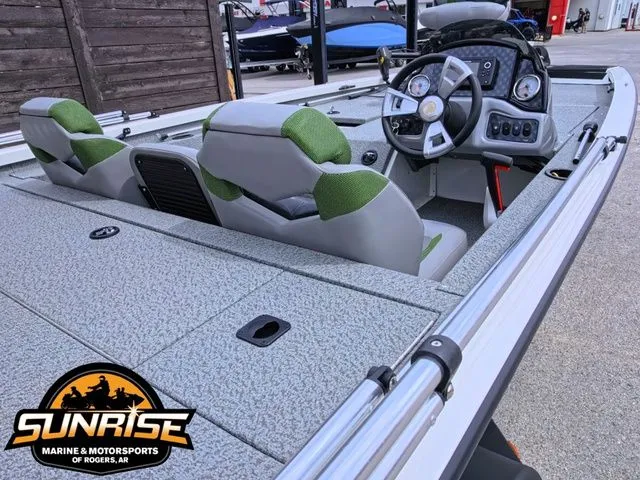 Slide: The Image of G3 Sportsman 1710 2023 - 4