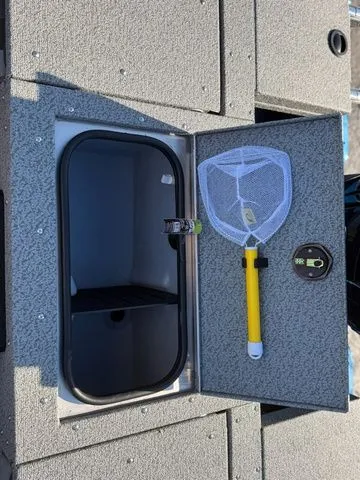 Slide: The Image of Lund 1775 Adventure Sport 2026 - 14