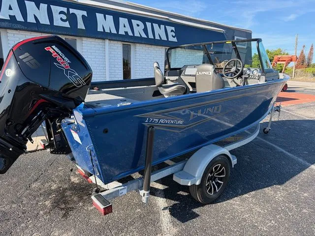 Slide: The Image of Lund 1775 Adventure Sport 2026 - 4