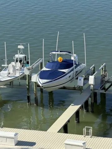 Slide: The Image of Crownline Boats 270 XSS 2026 - 6