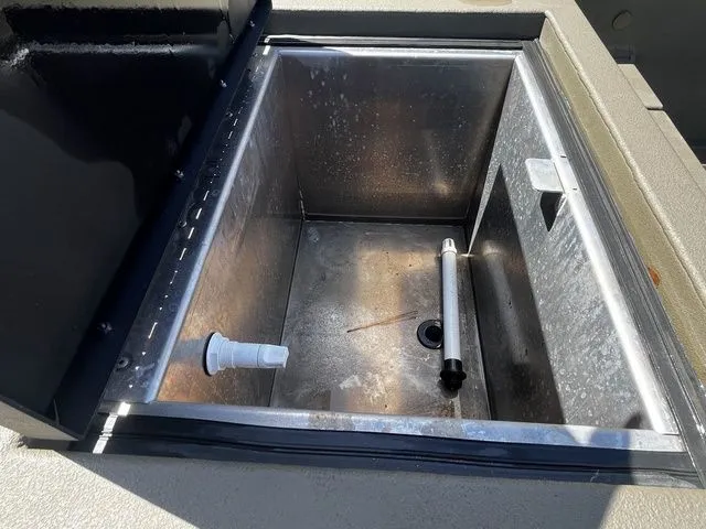 Slide: The Image of Thor 1754 Fish Hammer 2026, green fish compartment. - 11