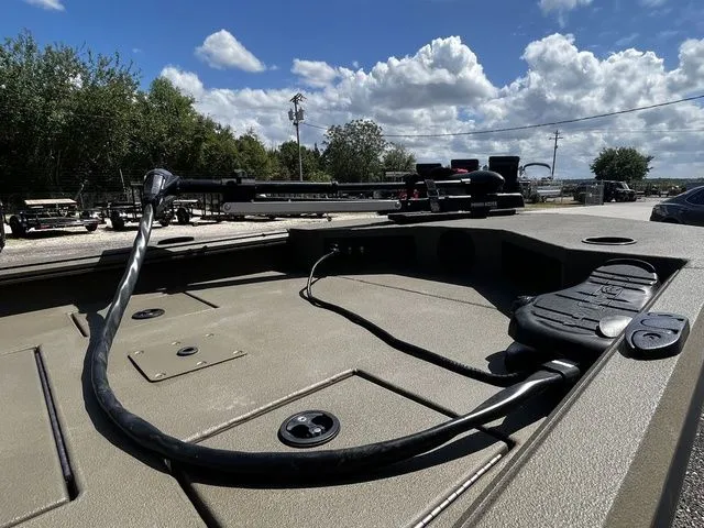 Slide: The Image of Thor 1754 Fish Hammer 2026, green boat, deck view under blue sky. - 7