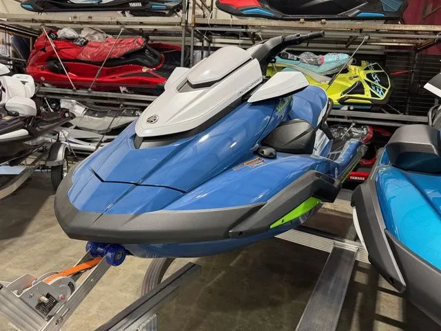 Slide: The Image of Yamaha FX Cruiser SVHO 2024 - 3