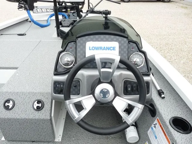 Slide: The Image of G3 Sportsman 1710 2022 - 9