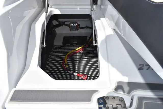 Slide: The Image of Monterey 275SS Super Sport 2026 - 30