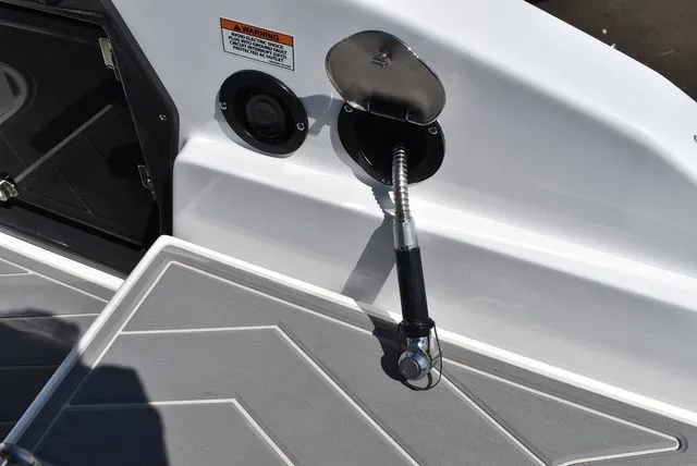 Slide: The Image of Monterey 275SS Super Sport 2026 - 32