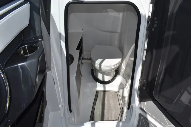 Slide: The Image of Monterey 275SS Super Sport 2026 - 49