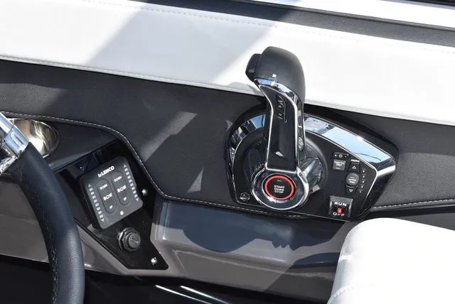 Slide: The Image of Monterey 275SS Super Sport 2026 - 55