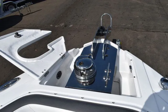 Slide: The Image of Monterey 275SS Super Sport 2026 - 76