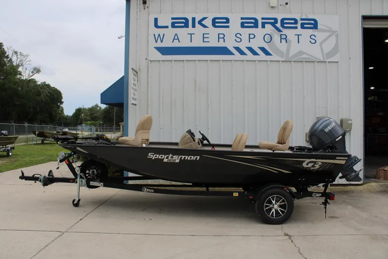The Image of 2025 G3 Sportsman 1610 boat parked at Lake Area Watersports facility. - 1