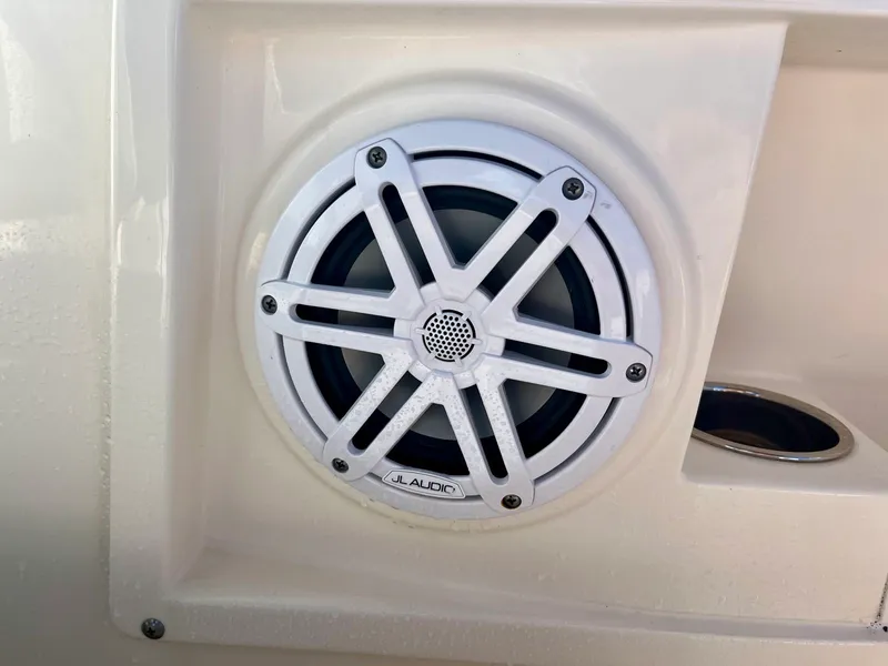 Slide: The Image of Cobia 220 DC 2023 - 14