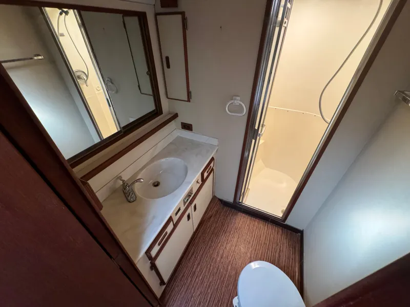 Slide: The Image of Bertram 54 Convertible 1986 - 52