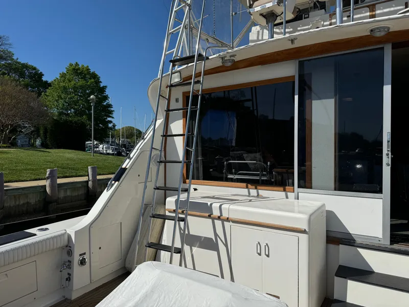 Slide: The Image of Bertram 54 Convertible 1986 - 72