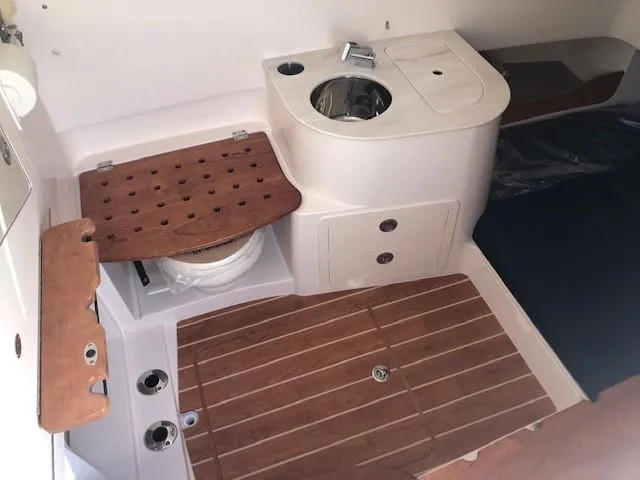 Slide: The Image of Interior of Grady-White Canyon 336 yacht, 2021 model. - 39