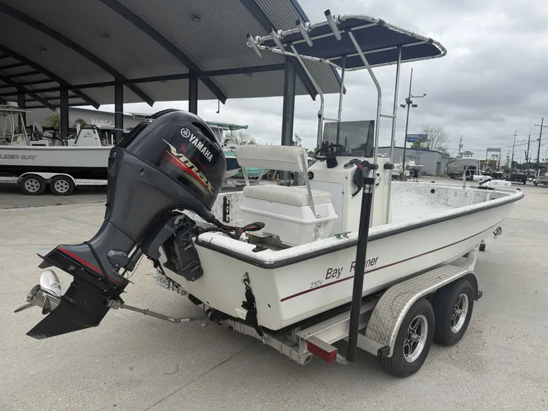 Slide: The Image of Avenger 210 Bay Runner 1991 - 12