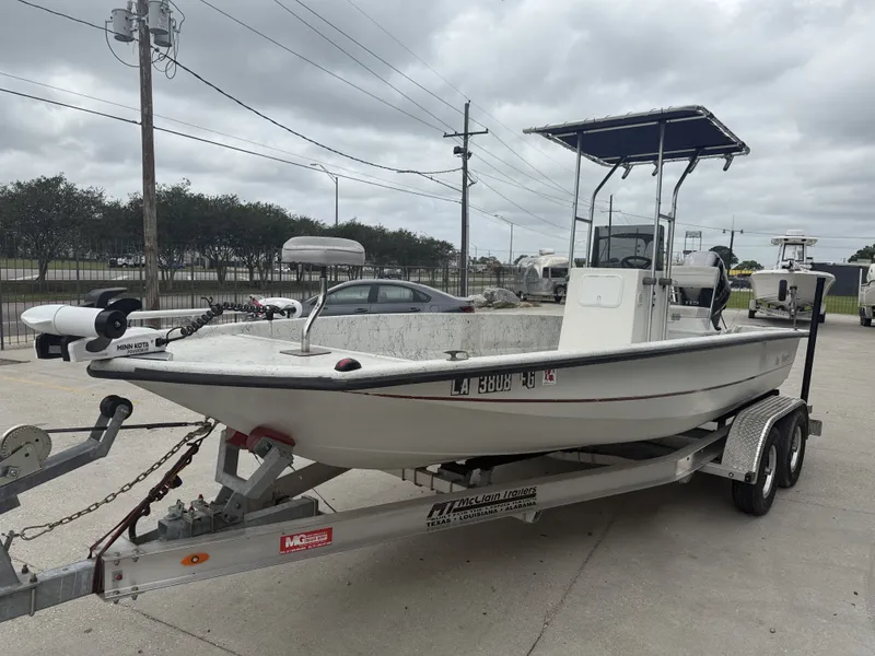 Slide: The Image of Avenger 210 Bay Runner 1991 - 3