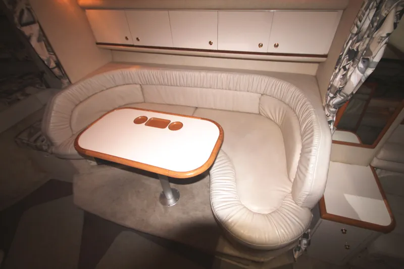 Slide: The Image of Salon to Stbd - 13