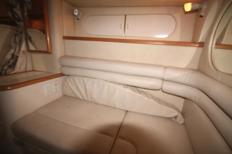 Slide: The Image of Mid Cabin to Stbd - 20