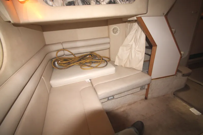 Slide: The Image of Mid Cabin to Port - 21