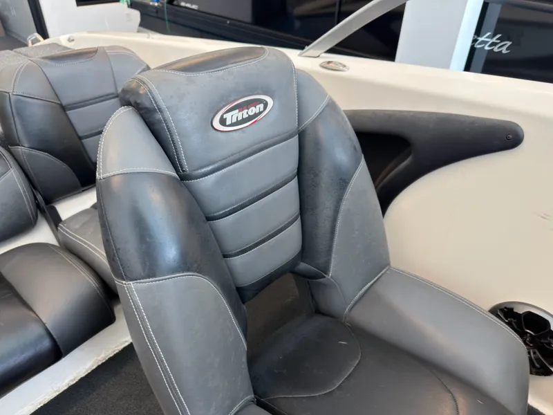 Slide: The Image of Seat of Triton 210 Escape boat, year 2015. - 24