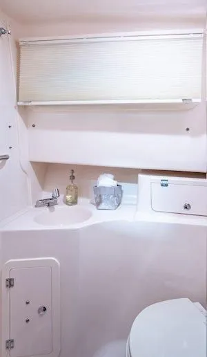 Slide: The Image of Grady-White Marlin 300 2026 - 15