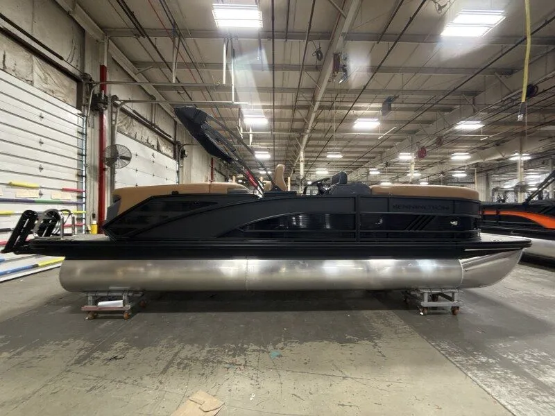 The Image of Bennington 23MFB ESP LTD TRI 2026 - 1