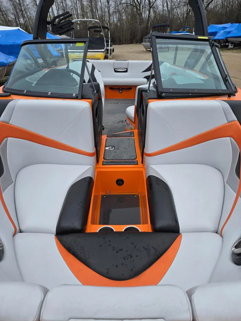 Slide: The Image of Centurion Enzo SV233 2015 - 14