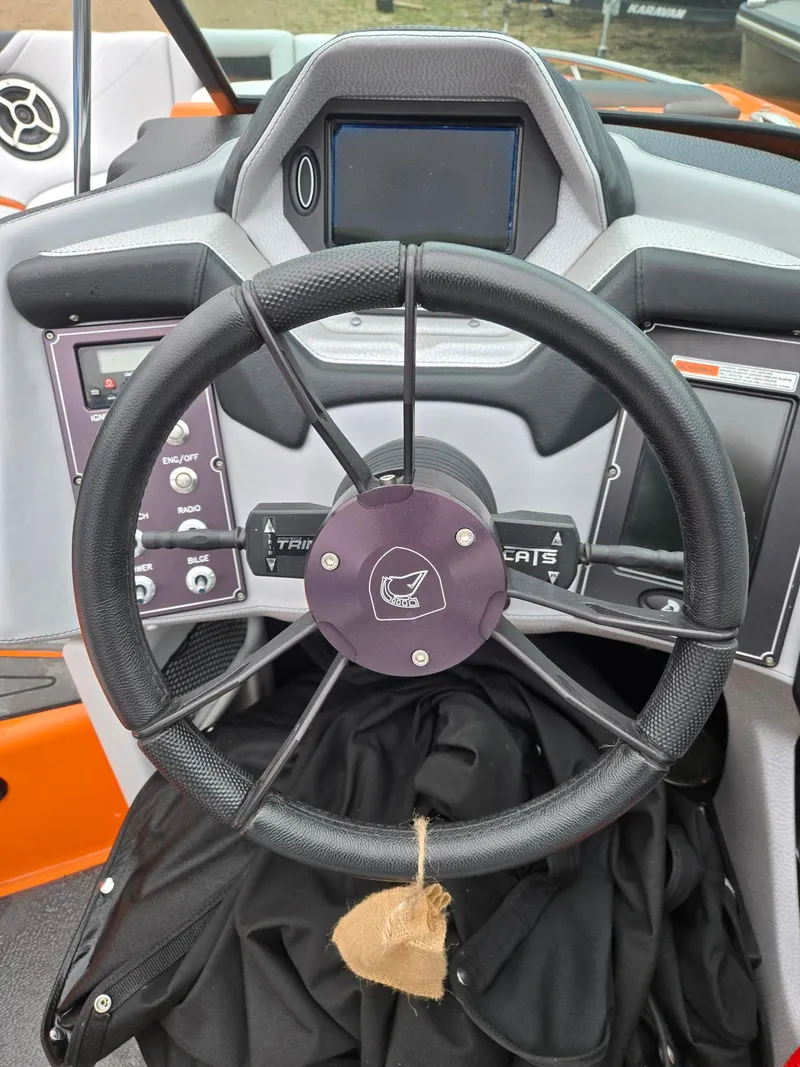 Slide: The Image of Centurion Enzo SV233 2015 - 15