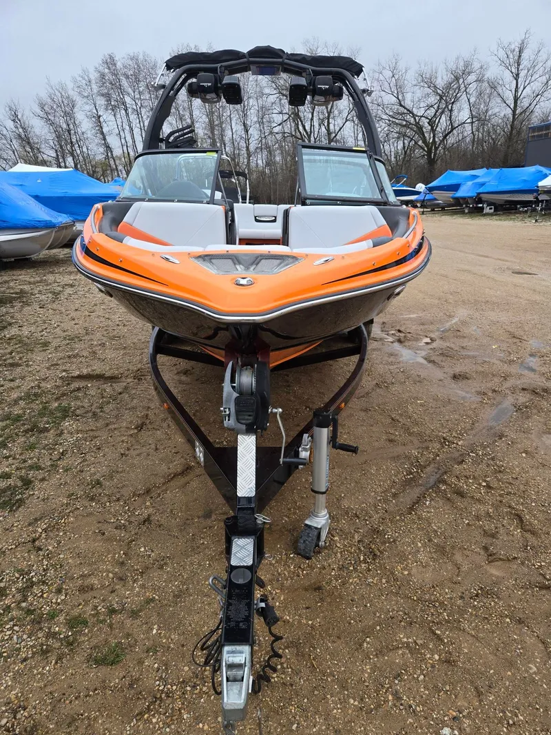 Slide: The Image of Centurion Enzo SV233 2015 - 6